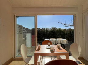 Pavillon calme à Narbonne Plage, 6 couchages, grande terrasse, piscine et parking privé - FR-1-229B-67